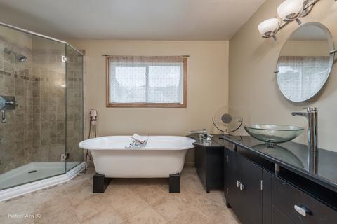 705 Crab Tree Ln, Bartlett, IL 60103 photo 17