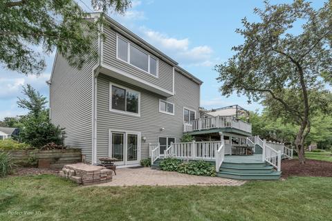 705 Crab Tree Ln, Bartlett, IL 60103 photo 2