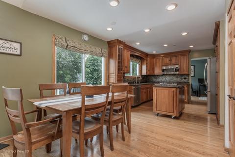 705 Crab Tree Ln, Bartlett, IL 60103 photo 12