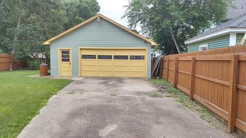 360 Plum St, Aurora, IL 60506 photo 14