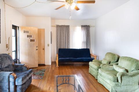 360 Plum St, Aurora, IL 60506 photo 15