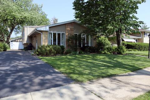 2101 Plainfield Dr, Des Plaines, IL 60018 photo 1