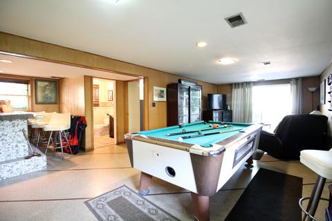 2101 Plainfield Dr, Des Plaines, IL 60018 photo 25