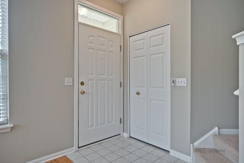 640 Mill Cir #107, Wheeling, IL 60090 photo 7