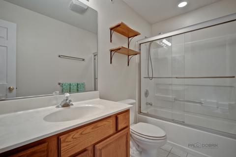 640 Mill Cir #107, Wheeling, IL 60090 photo 17
