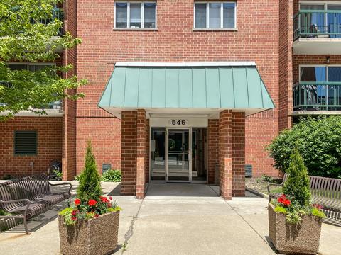 545 S River Rd #702A, Des Plaines, IL 60016 photo 1