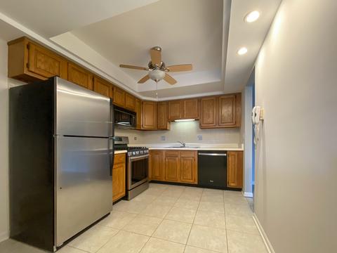 545 S River Rd #702A, Des Plaines, IL 60016 photo 9
