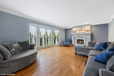 3500 Lakeview Dr, Algonquin, IL 60102 photo 3