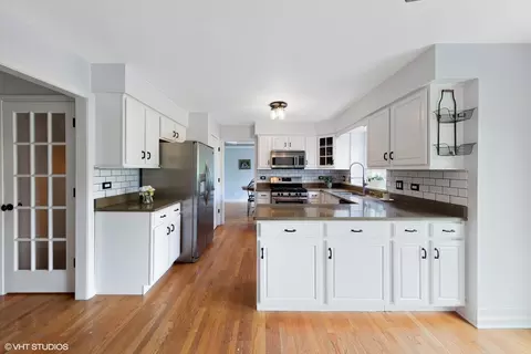 3500 Lakeview Dr, Algonquin, IL 60102 photo 5