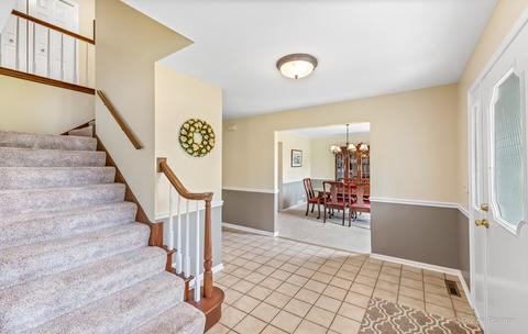 54 Decker Dr, Cary, IL 60013 photo 6