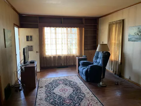 115 E Florence St, Oglesby, IL 61348 photo 4