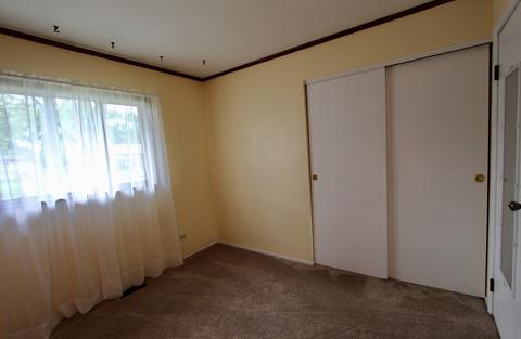 355 Pleasant St, Hoffman Estates, IL 60169 photo 10