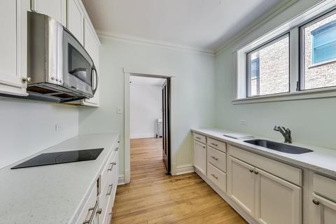 1306 E 56th St #1, Chicago, IL 60637 photo 11