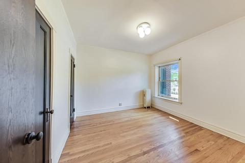 1306 E 56th St #1, Chicago, IL 60637 photo 18