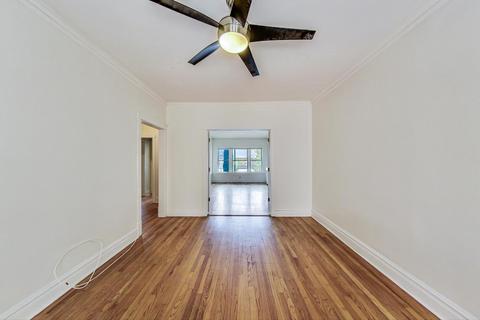 1306 E 56th St #1, Chicago, IL 60637 photo 8