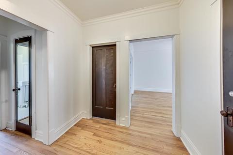 1306 E 56th St #1, Chicago, IL 60637 photo 3