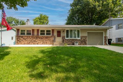 1808 Jacobssen Dr, Normal, IL 61761 photo 1