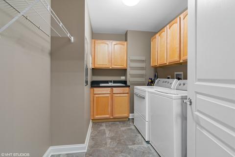 153 Pointe Dr #104, Northbrook, IL 60062 photo 14