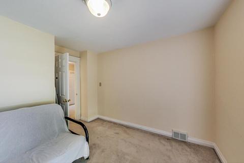 1379 Perry St, Des Plaines, IL 60016 photo 24