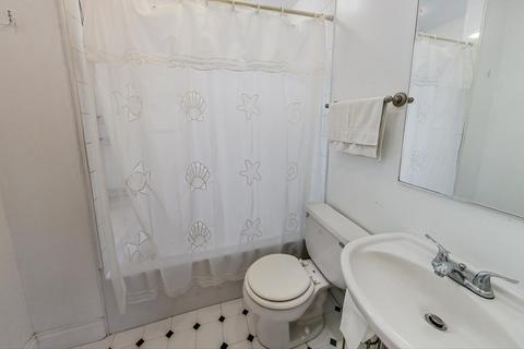 1379 Perry St, Des Plaines, IL 60016 photo 27