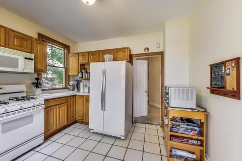 1379 Perry St, Des Plaines, IL 60016 photo 13