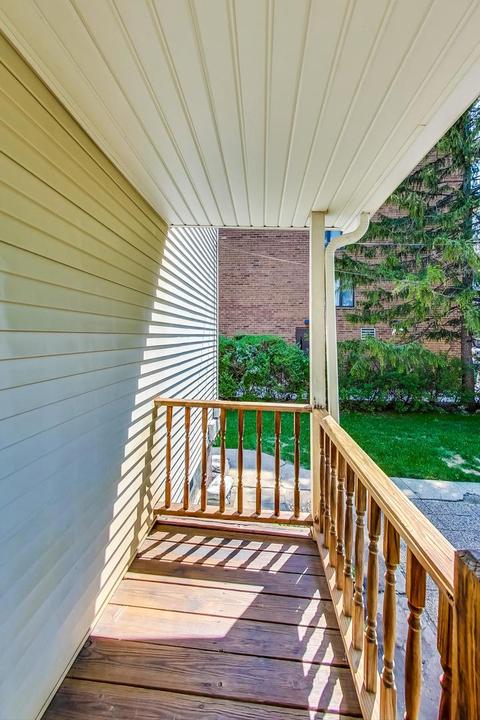 1379 Perry St, Des Plaines, IL 60016 photo 28
