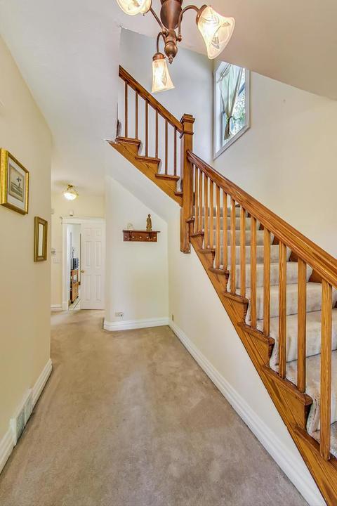 1379 Perry St, Des Plaines, IL 60016 photo 5