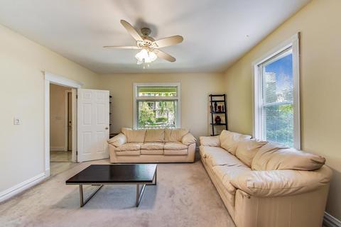 1379 Perry St, Des Plaines, IL 60016 photo 8