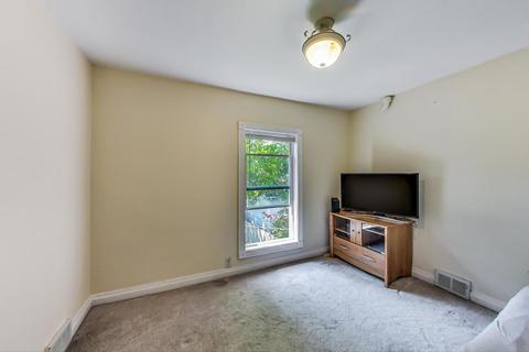1379 Perry St, Des Plaines, IL 60016 photo 22
