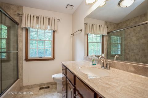112 Wilcox Dr, Bartlett, IL 60103 photo 13
