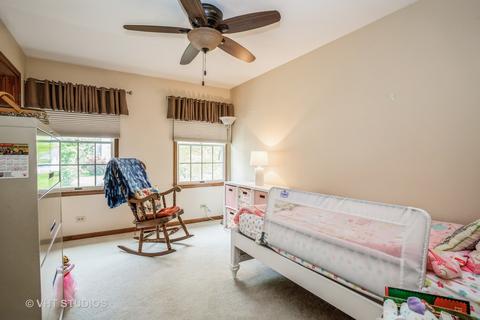 112 Wilcox Dr, Bartlett, IL 60103 photo 12