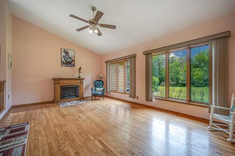 521 E Cedar Dr, Round Lake Park, IL 60073 photo 6