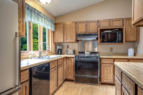 521 E Cedar Dr, Round Lake Park, IL 60073 photo 12