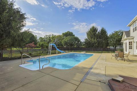 5705 Heather Ln, Johnsburg, IL 60051 photo 5