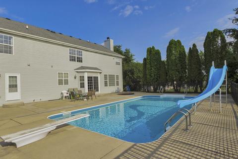 5705 Heather Ln, Johnsburg, IL 60051 photo 3