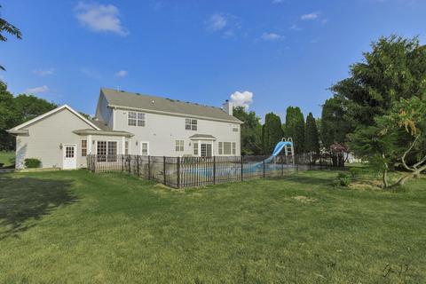5705 Heather Ln, Johnsburg, IL 60051 photo 6