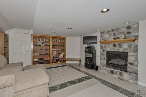 5705 Heather Ln, Johnsburg, IL 60051 photo 48