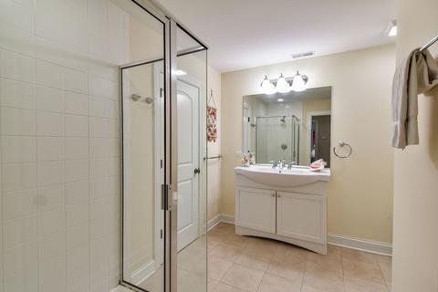 1013 Emerald Dr, Naperville, IL 60540 photo 22