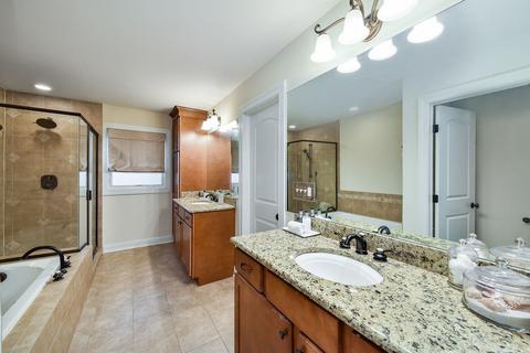 1013 Emerald Dr, Naperville, IL 60540 photo 17