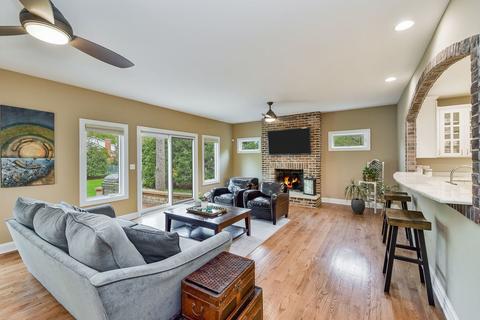 1013 Emerald Dr, Naperville, IL 60540 photo 11