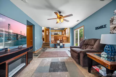 1813 Olde Mill Rd, Plainfield, IL 60586 photo 15