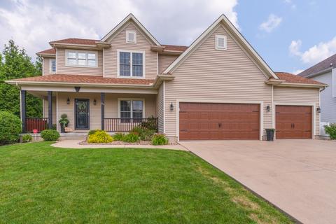24 Pebblebrook Ct, Bloomington, IL 61705 photo 1