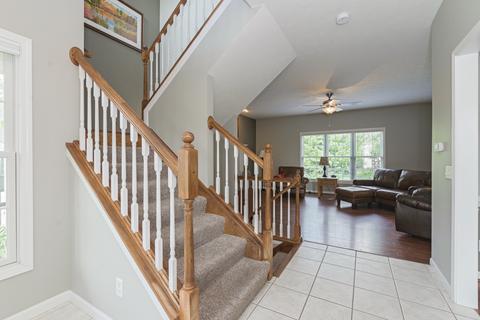 24 Pebblebrook Ct, Bloomington, IL 61705 photo 5