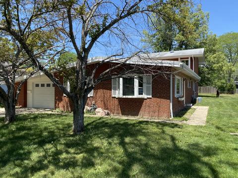 4626 Lilac Ave, Glenview, IL 60025 photo 1