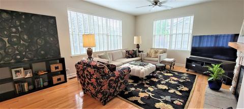 475 Mooresfield St, Elgin, IL 60124 photo 7