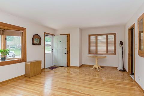 29 Knollcrest Ct, Normal, IL 61761 photo 8