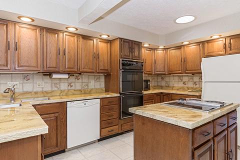 29 Knollcrest Ct, Normal, IL 61761 photo 15