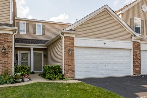 641 Springbrook Trl N, Oswego, IL 60543 photo 2