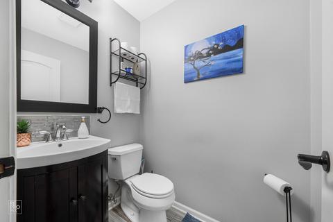 1109 Singleton Dr, Roselle, IL 60172 photo 8