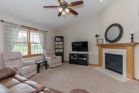 1803 Chuck Murray Dr, Normal, IL 61761 photo 4